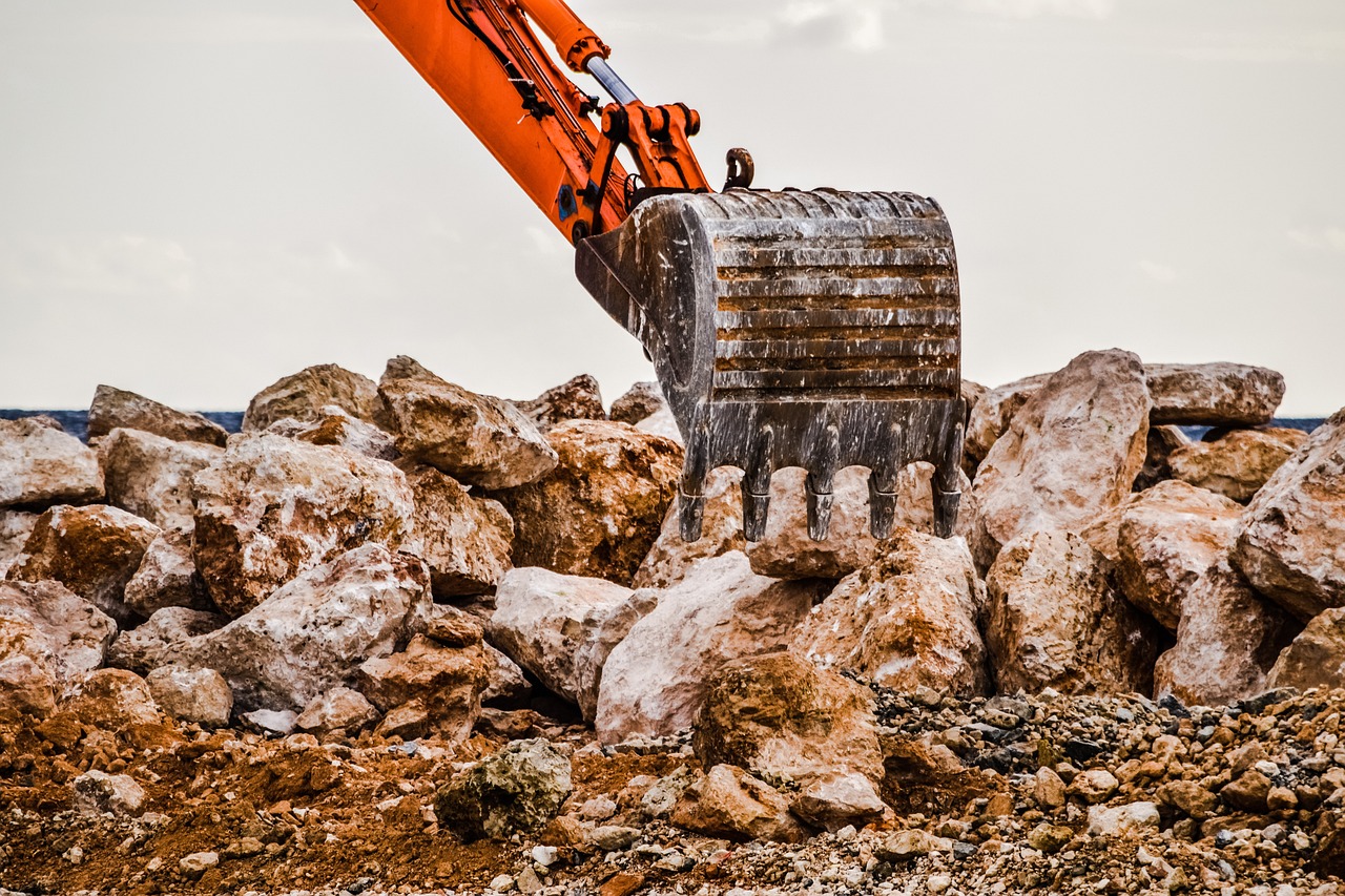 How Crowdsourcing Data Benefits Archaeological Research